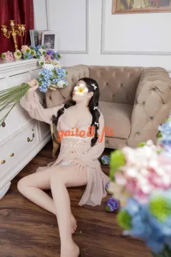 NGÂN :CƠ THỂ NGỌT NGÀO NÓNG BỎNG ,CẢM XÚC BẤT TẬN